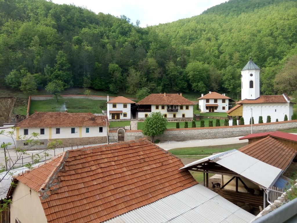 Guesthouse Edelnice Gornja Trepča Eksteriør bilde