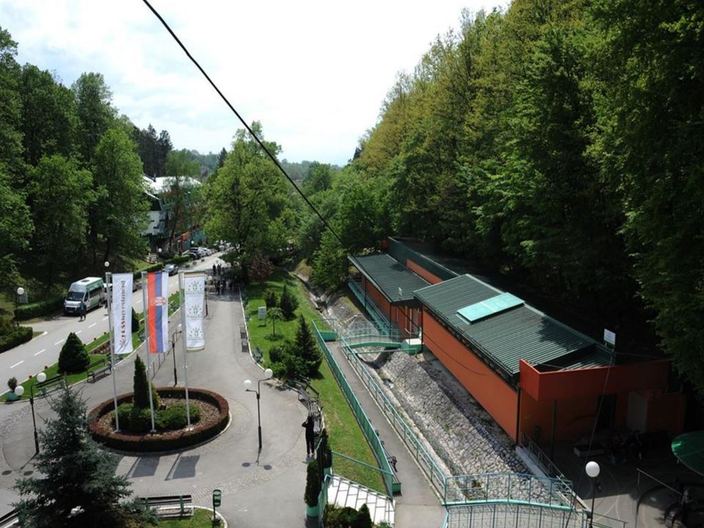 Guesthouse Edelnice Gornja Trepča Eksteriør bilde