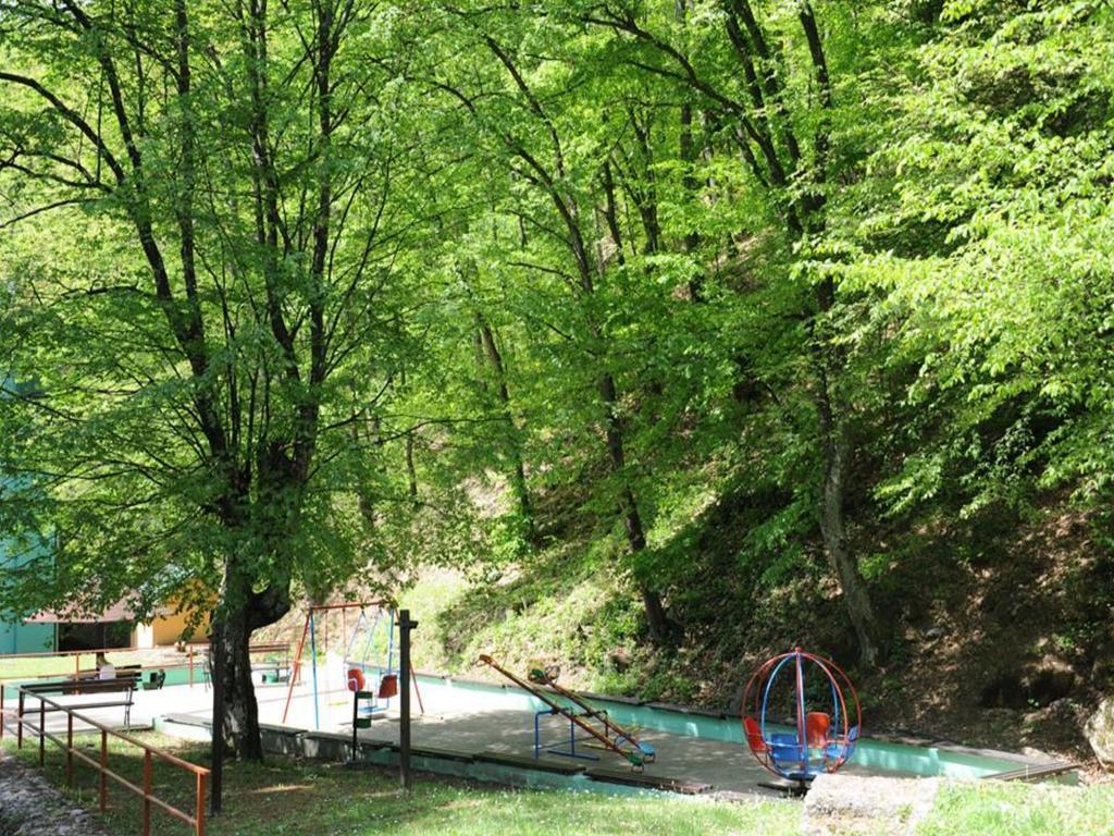 Guesthouse Edelnice Gornja Trepča Eksteriør bilde