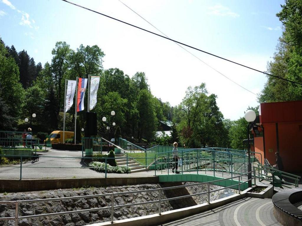 Guesthouse Edelnice Gornja Trepča Eksteriør bilde