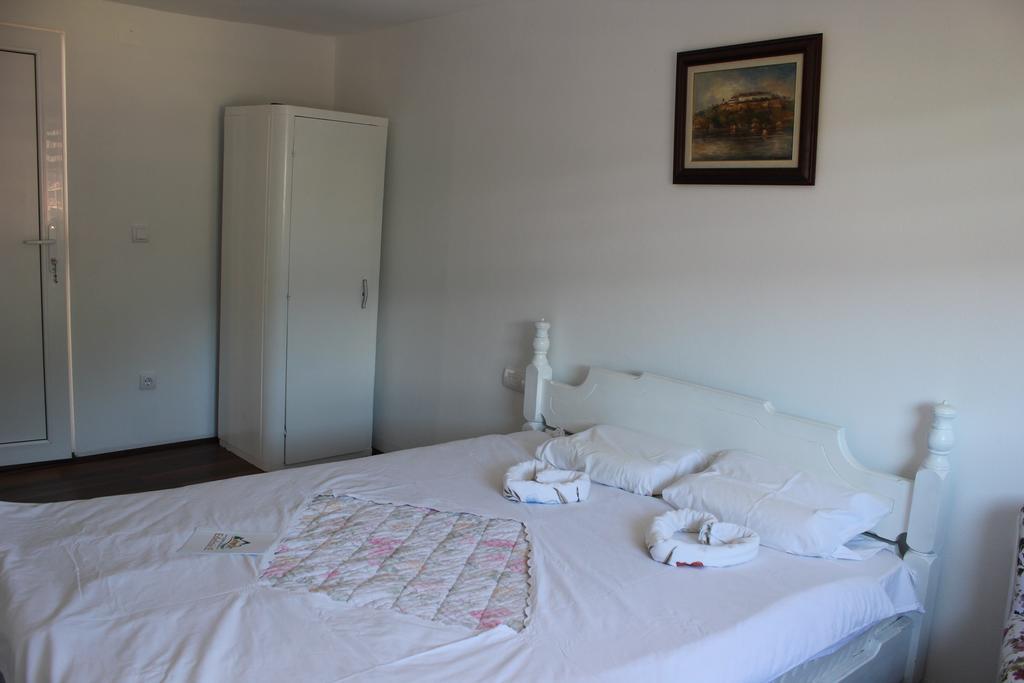 Guesthouse Edelnice Gornja Trepča Eksteriør bilde
