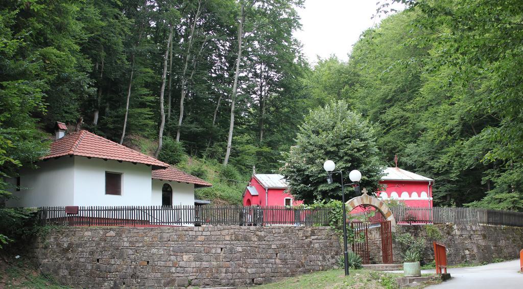 Guesthouse Edelnice Gornja Trepča Eksteriør bilde