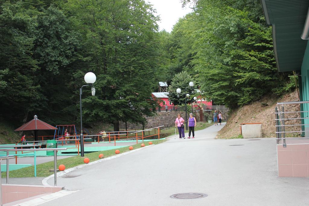 Guesthouse Edelnice Gornja Trepča Eksteriør bilde